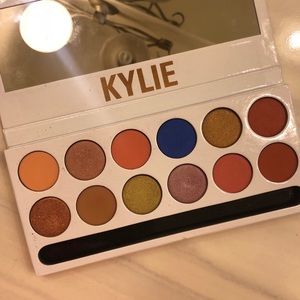 TRADE FOR @FABULYSSA 